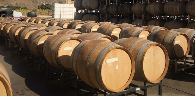 Local alcohol guide Los Angeles breweries vineyards your area