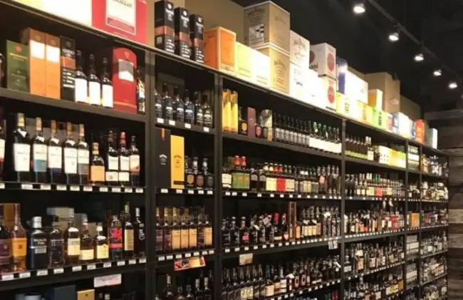 Best liquor stores Nashville wine beer bars near you